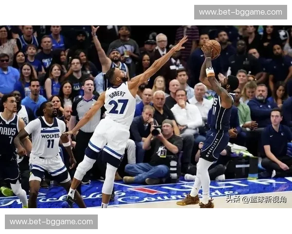 湖人森林狼的经典对决：04年那一夜，篮球的激情与荣耀